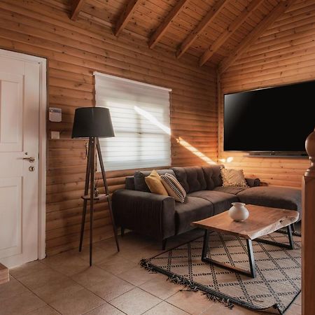 Wood House "Private Spa" Vergia Esterno foto