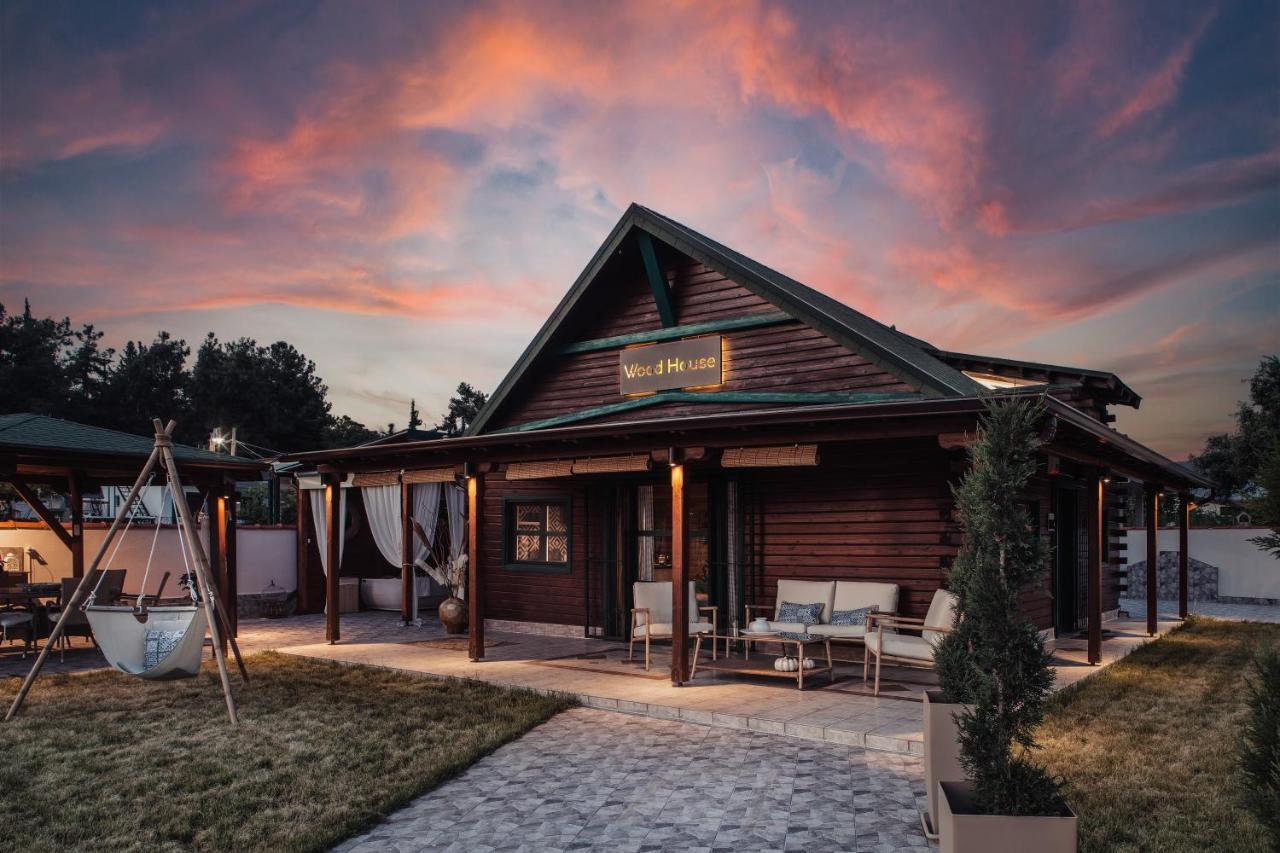 Wood House "Private Spa" Vergia Esterno foto