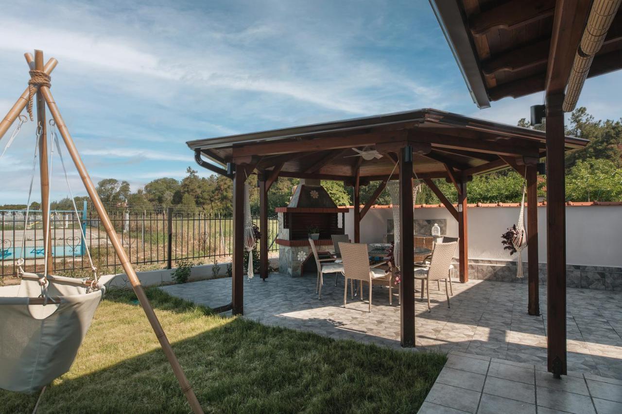 Wood House "Private Spa" Vergia Esterno foto