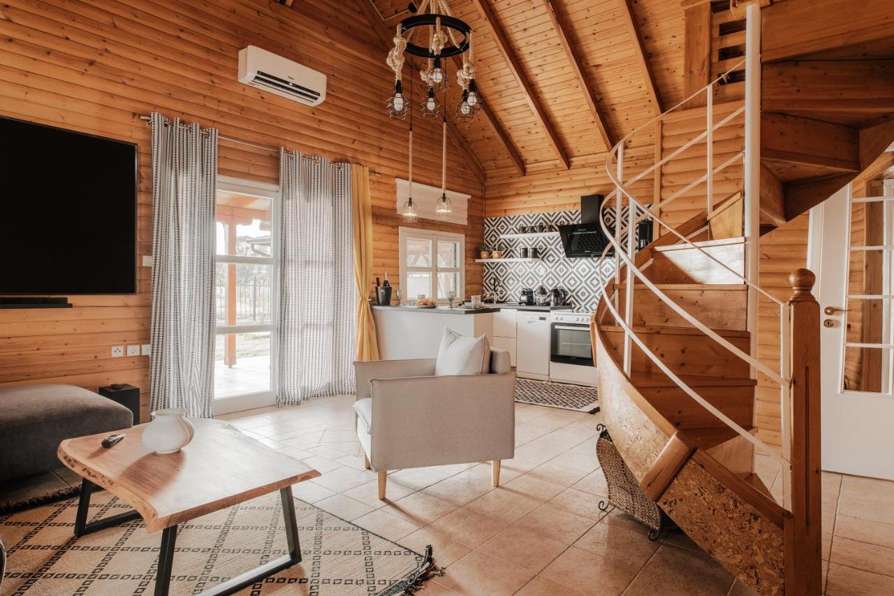 Wood House "Private Spa" Vergia Esterno foto